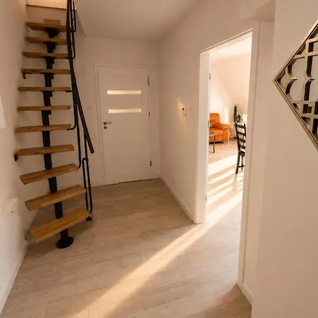 Daire Glass Hill Dwupoziomowy Z Widokiem Na Gory 8 Osob